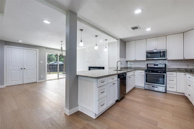 Building Photo - 9630 Lynbrook Dr