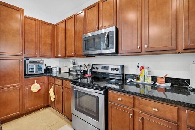 Building Photo - 2705 SW 119th Way