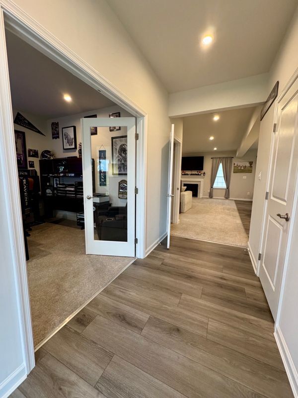 Building Photo - 203 Braeburn Dr