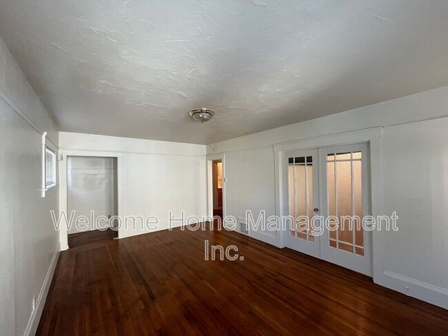 Building Photo - 1940 California St