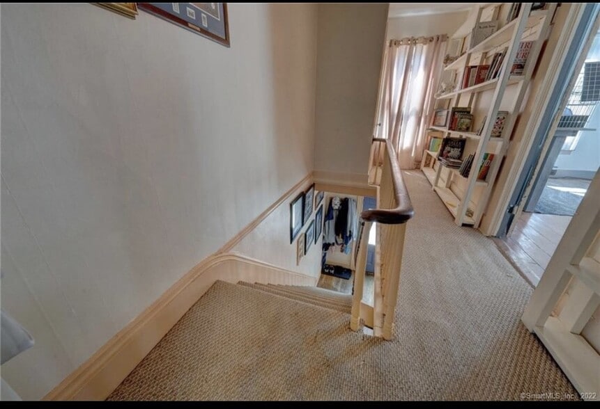 Building Photo - 179 Walnut St