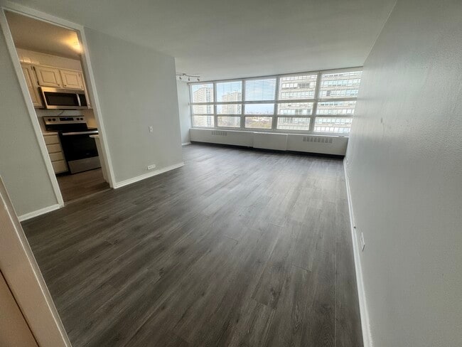 Building Photo - 4800 S Chicago Beach Dr