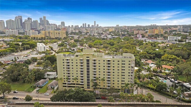 Building Photo - 816 NW 11th St