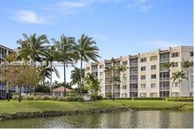Building Photo - 3600 Oaks Clubhouse Dr