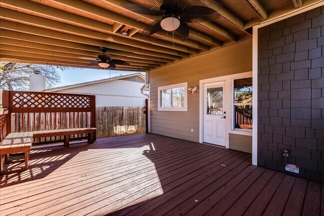 Building Photo - 11322 Bristle Oak Trail