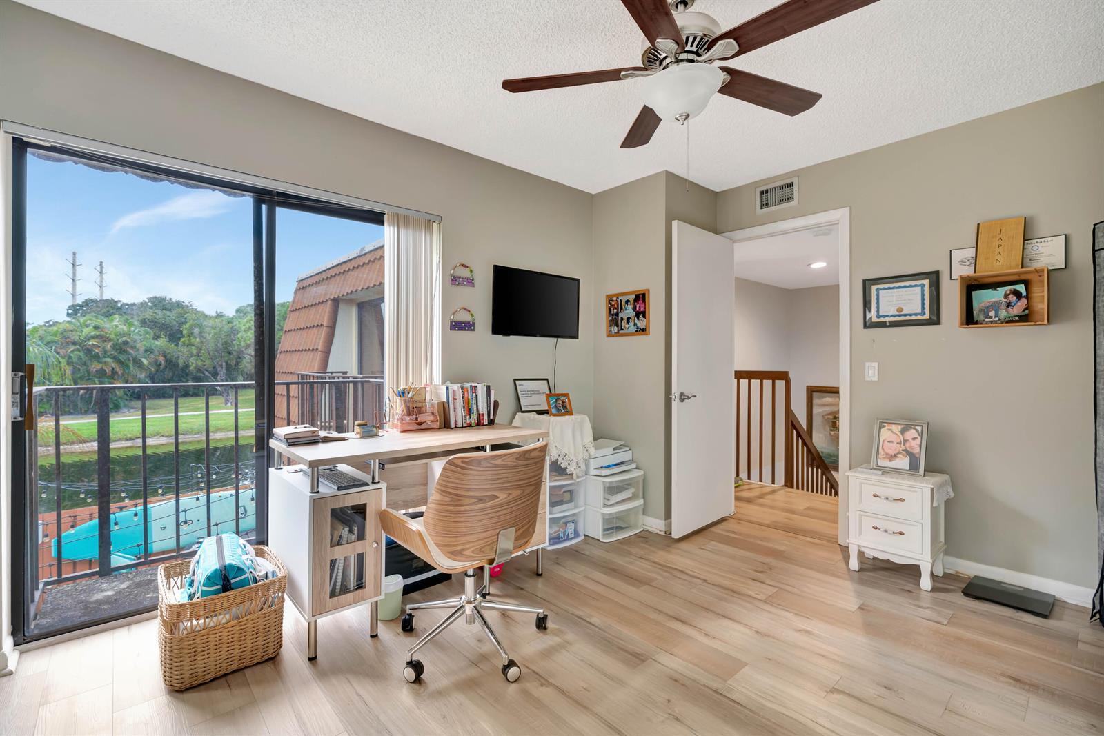 Building Photo - 148 Heritage Way