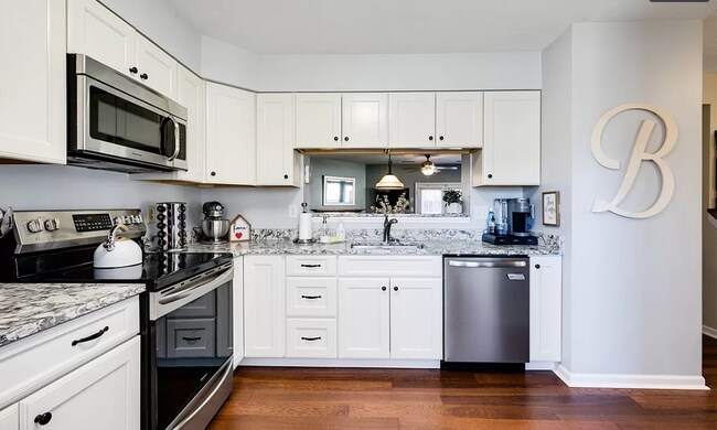 Building Photo - 4922 Bunclody Ct