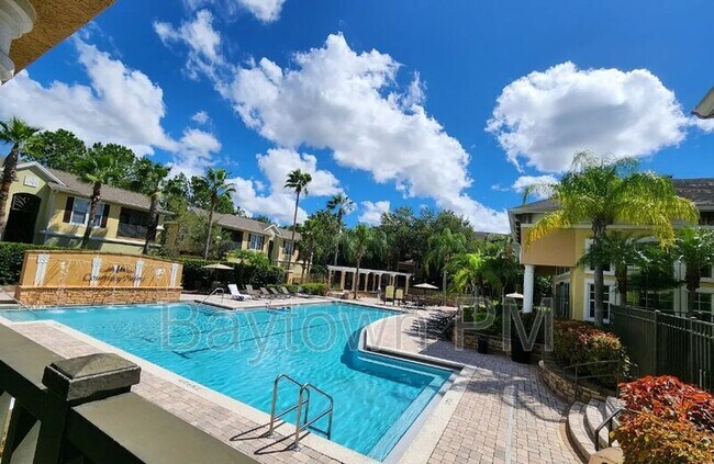 Building Photo - 10025 Courtney Palms Blvd