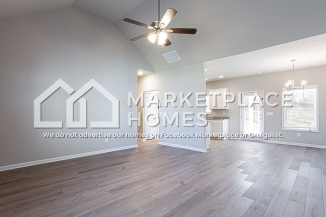 Building Photo - 234 W L Miller Dr