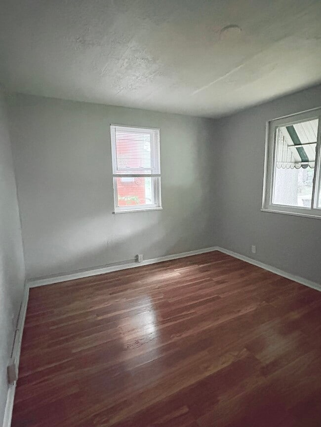 Building Photo - Lovely 3 beds 1 bath in Columbus