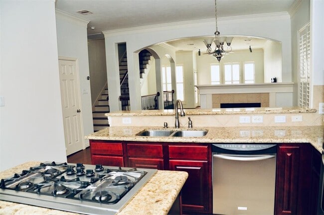 Building Photo - 7115 Laguna Villas