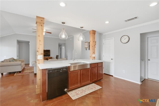 Building Photo - 907 Old Glory Ct