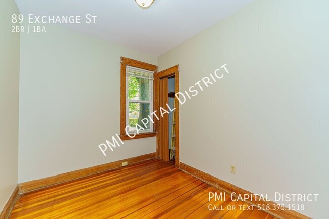 Building Photo - Gorgeous, Single-Family House w/ Skylights...