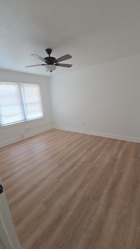 Building Photo - 1100 E Canal St