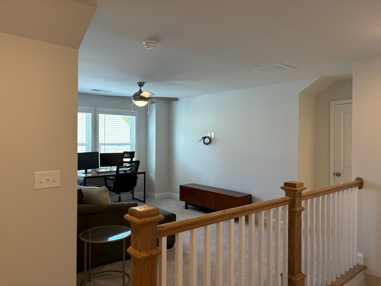 Building Photo - 5012 Calvine Mill Way