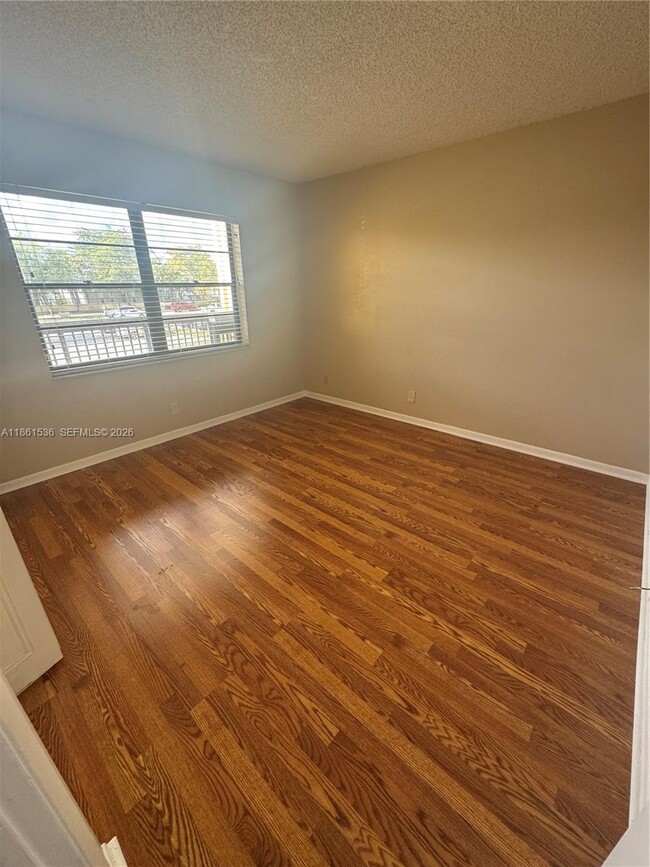 Building Photo - 6575 W Oakland Park Blvd