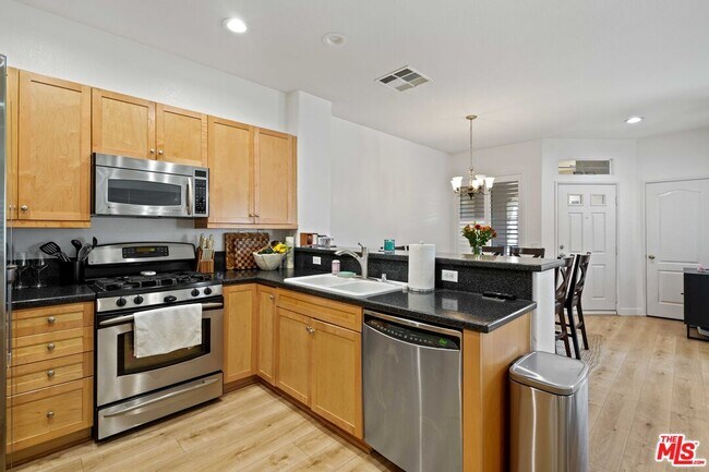 Building Photo - 17969 Lost Canyon Rd