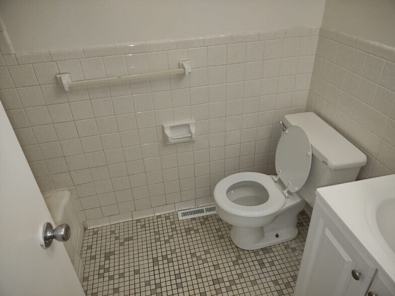 Bathroom - 225 East Ave
