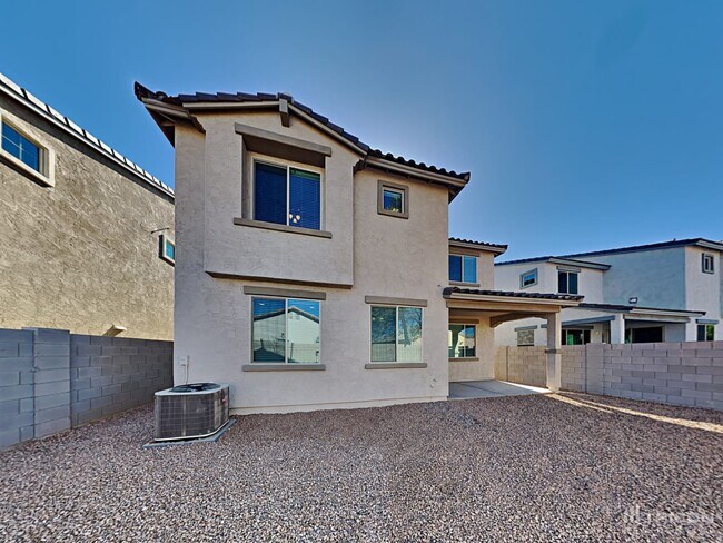 Building Photo - 8624 E Posada Ave
