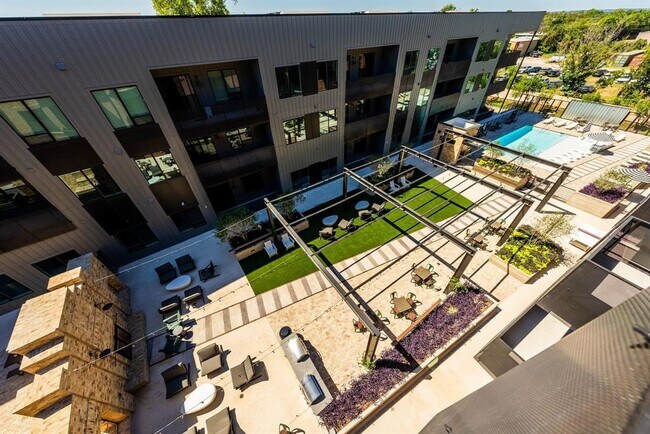 Building Photo - 4510 Terry-O Ln