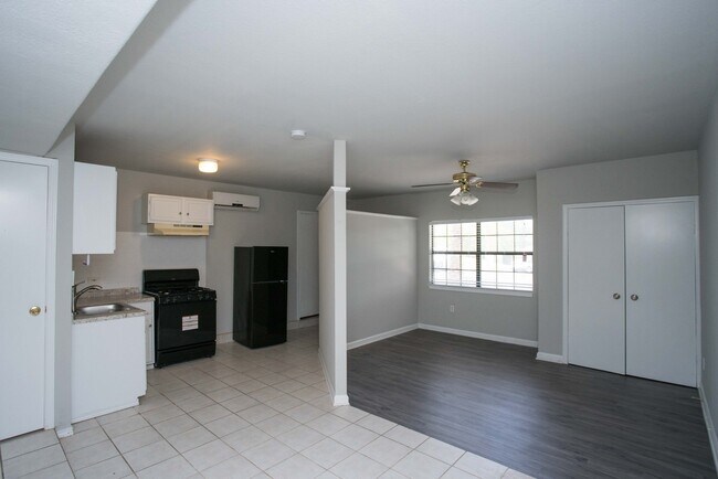 Building Photo - 5401 Loadstone Cove