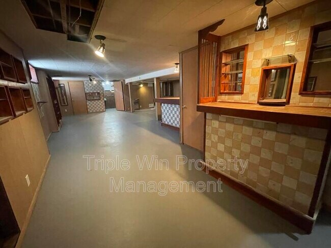 Building Photo - 11423 Ortega Dr