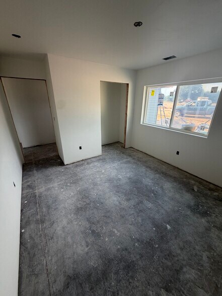 Building Photo - 139 McArthur Dr