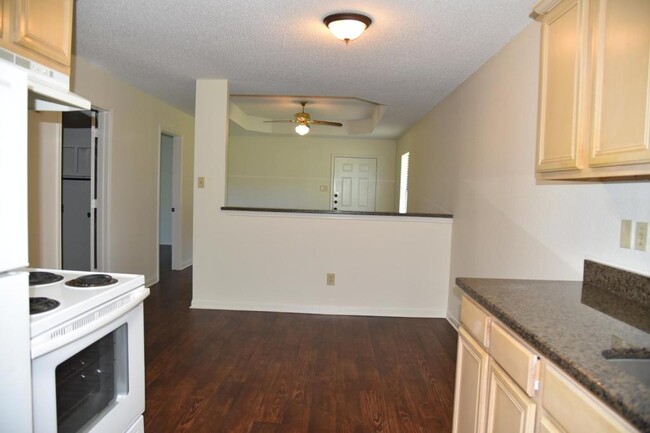 Building Photo - 1530 Northwood Blvd