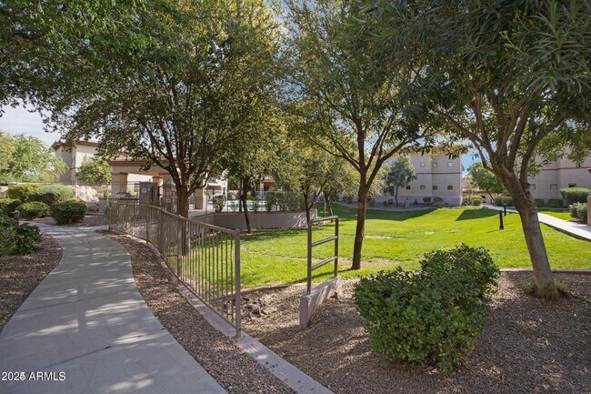 Building Photo - 3330 S Gilbert Rd