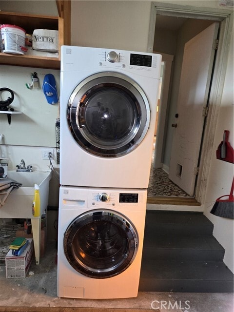 Building Photo - 4979 E 14th St