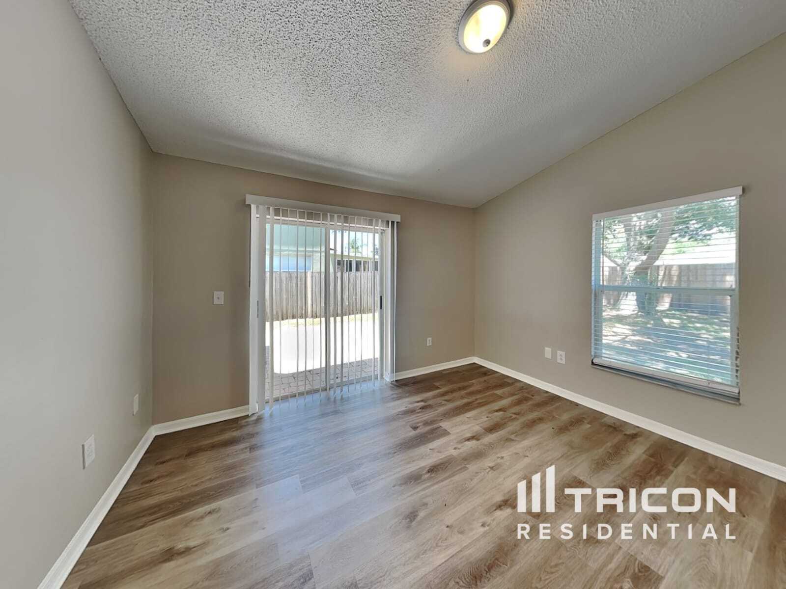 Building Photo - 12906 Brant Tree Dr