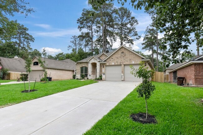 Building Photo - 11826 Briarwood Ln