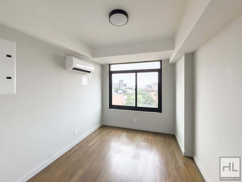 Building Photo - Bushwick Avenue / Spacious Penthouse 2-Bed...