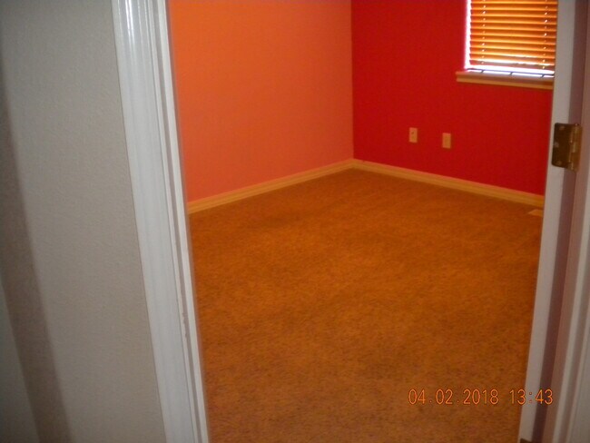 Building Photo - OWN798