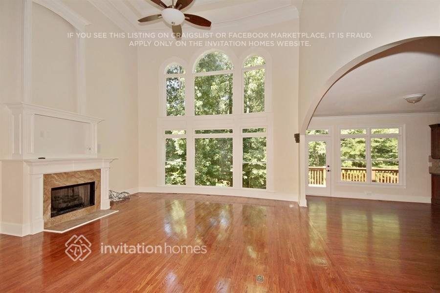 Building Photo - 404 Wynns Way SW