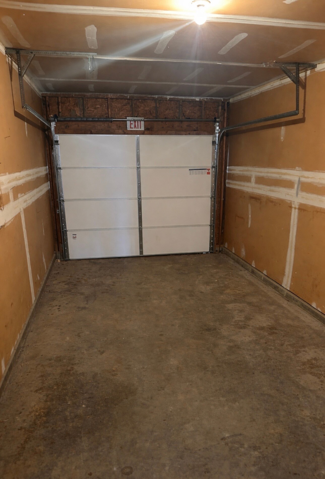 Building Photo - 3873 Millstone Rd