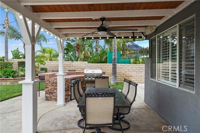 Building Photo - 28470 Rodgers Dr