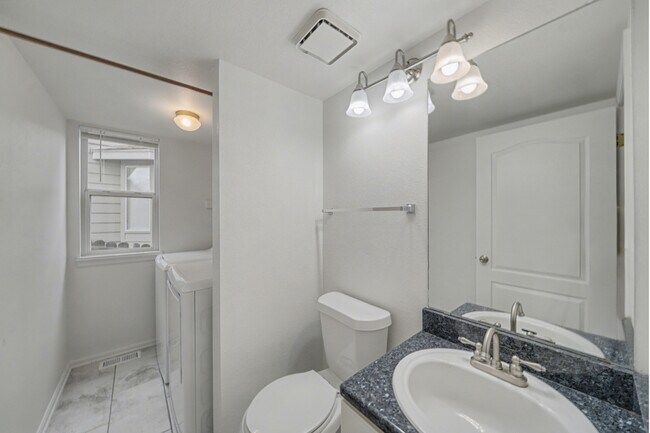 Building Photo - 1214 S Weldona Ln