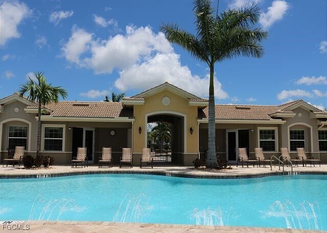 Building Photo - 10850 Alvara Point Dr