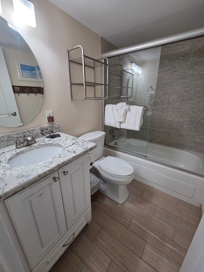 Building Photo - DOLPHIN RUN CONDOMINIUM