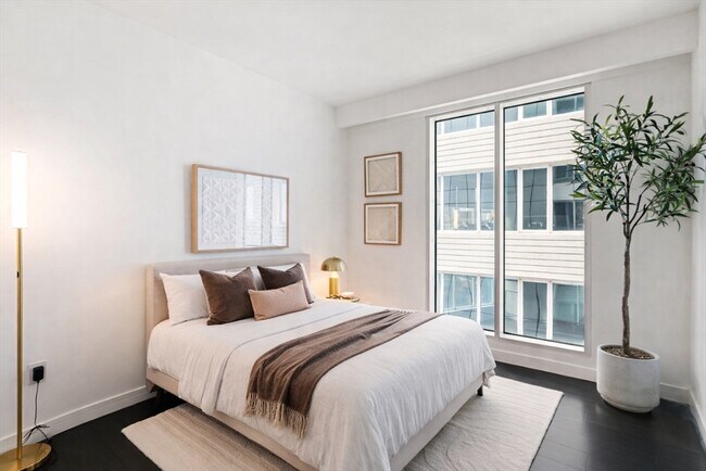 Building Photo - 150 Seaport Blvd