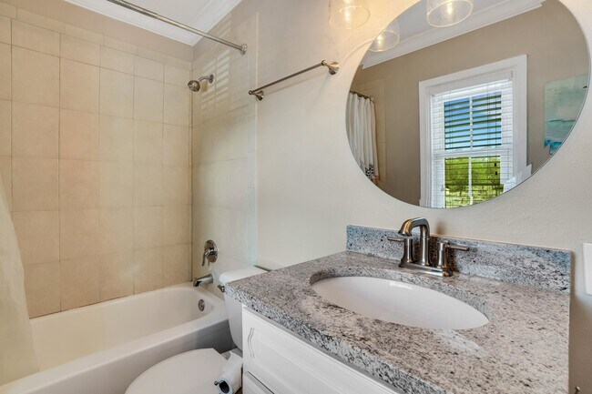 Building Photo - 4794 Cobia Dr SE