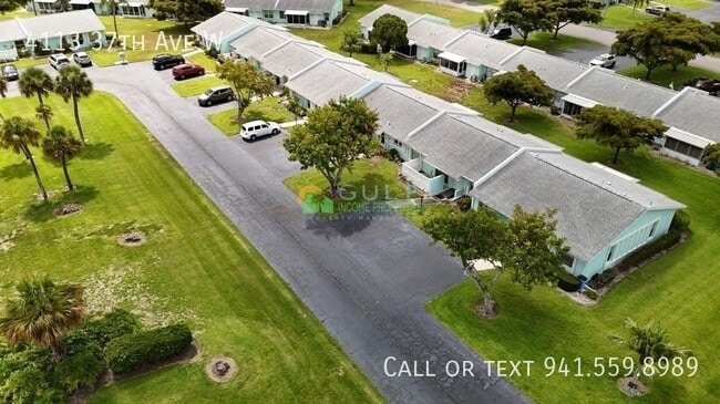 Building Photo - 4113 37th Ave W