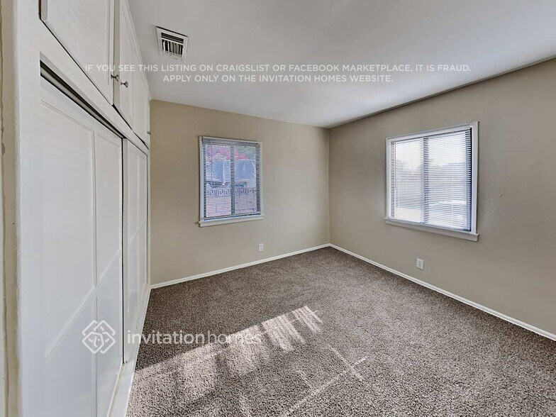 Building Photo - 7826 Ben Ave