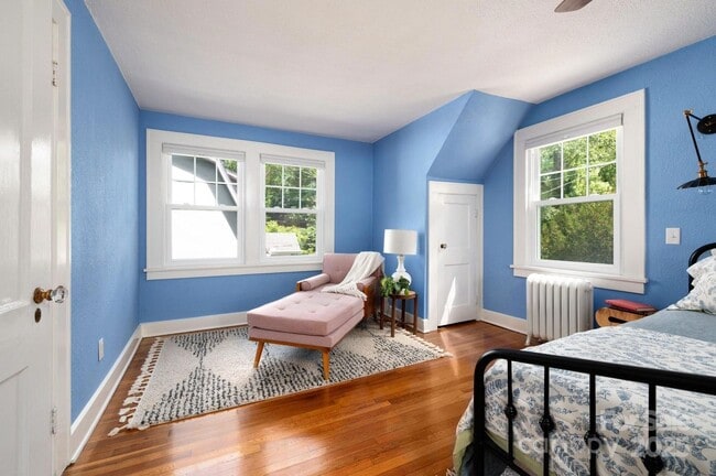 Building Photo - Asheville - Historic Charm Meets Modern Living!