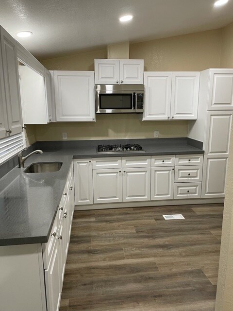 Building Photo - 32033 Quartz Ln