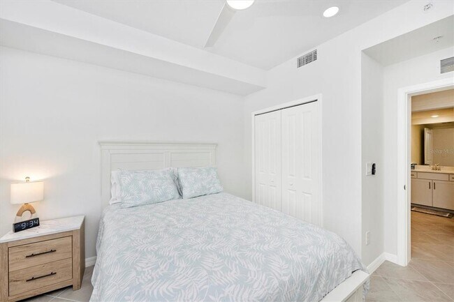 Building Photo - 12640 Radiance Ct