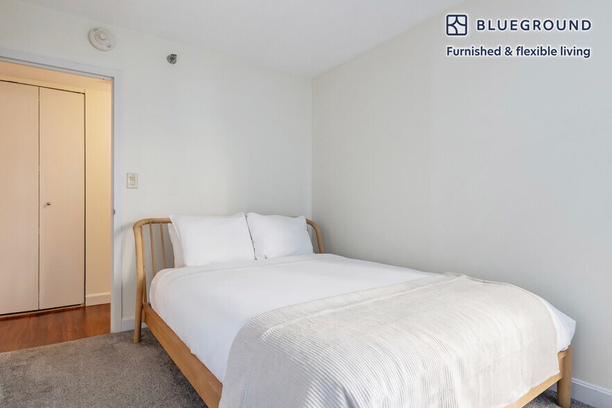 Building Photo - 150 Huntington Ave