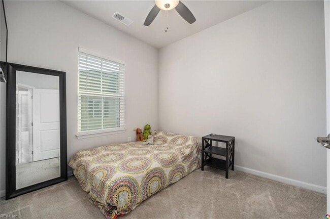 Building Photo - 512 Clara Ln