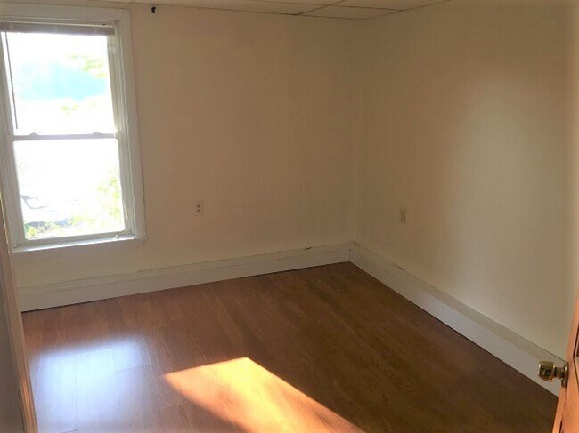 Building Photo - 19-21 Penobscot Street, Orono ME